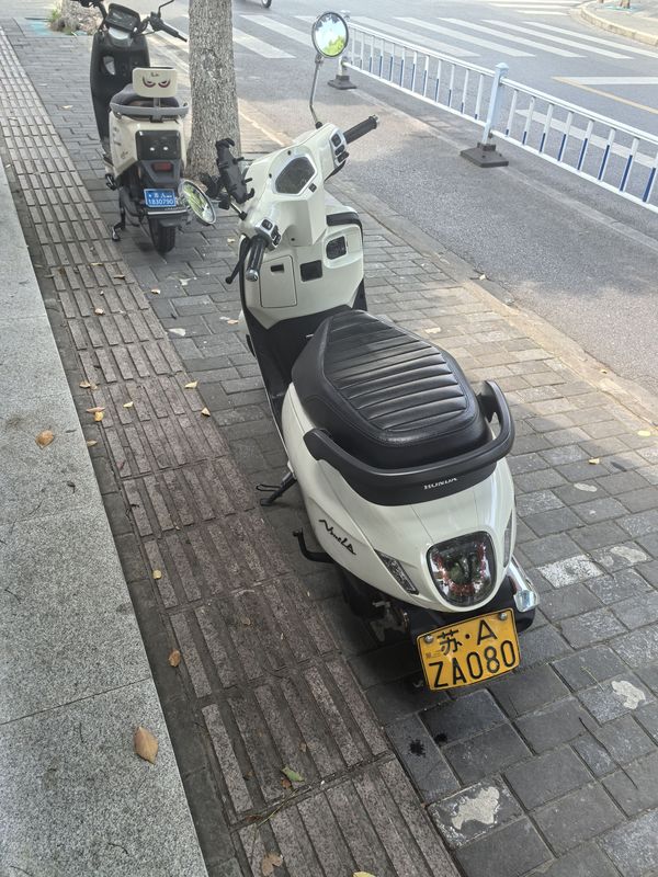 二手新大洲本田NS125LA
