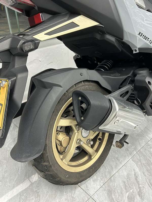 二手三阳哈士奇 Husky ADV150