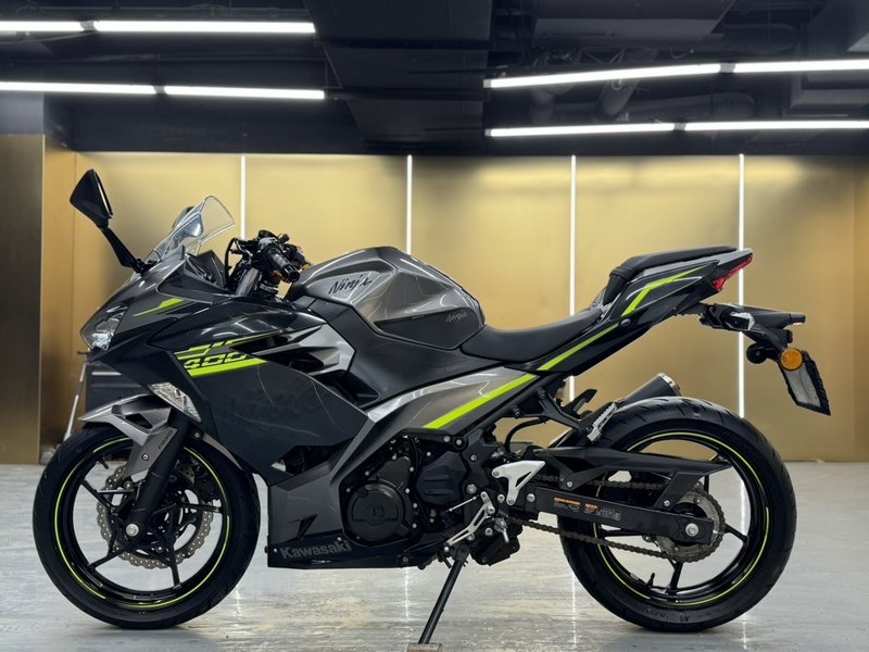 二手川崎Ninja 400
