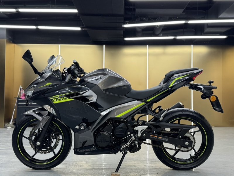 二手川崎Ninja 400
