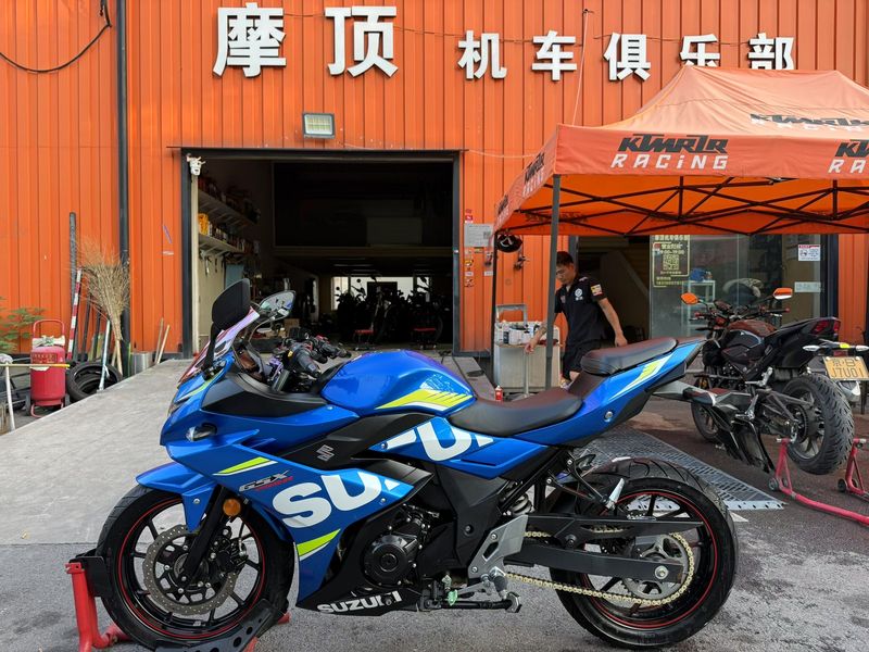 二手豪爵铃木GSX250R
