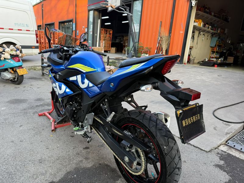 二手豪爵铃木GSX250R