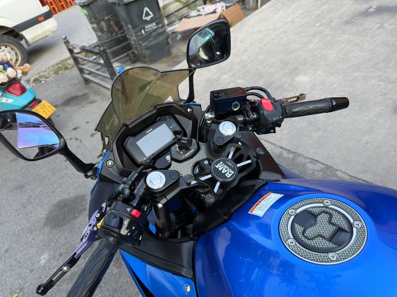 二手豪爵铃木GSX250R
