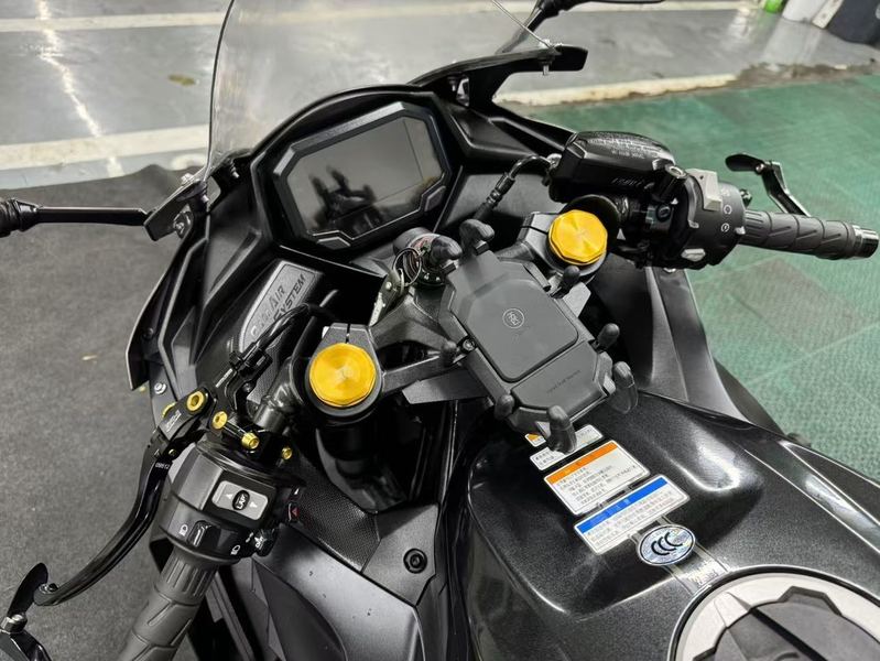 二手川崎ZX-4R