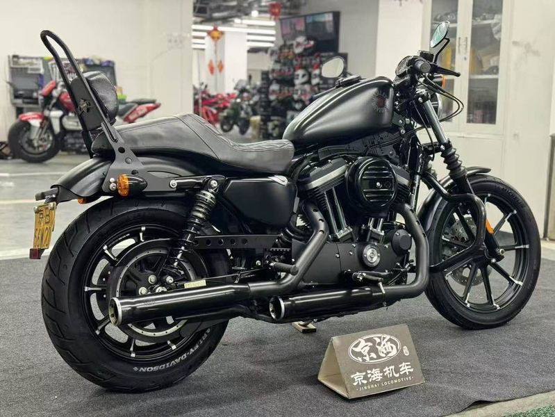 二手哈雷戴维森Iron883 硬汉