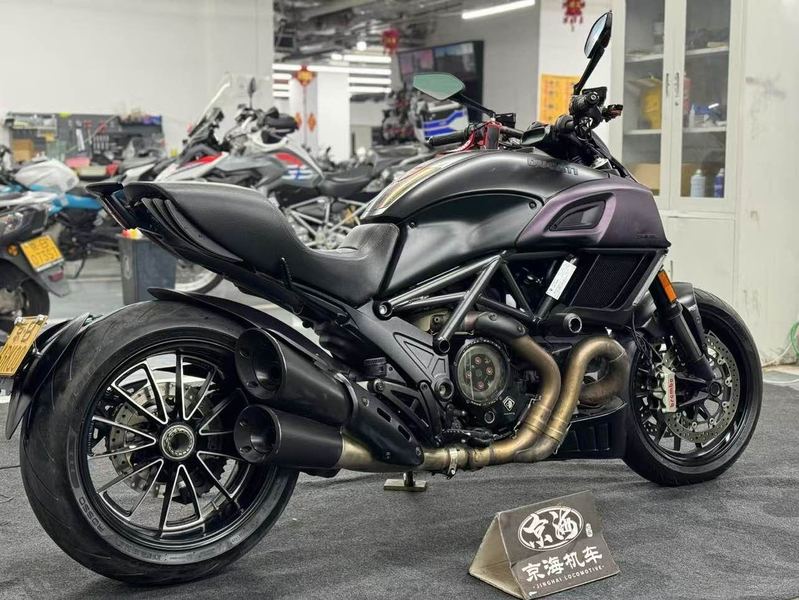 二手杜卡迪Diavel 