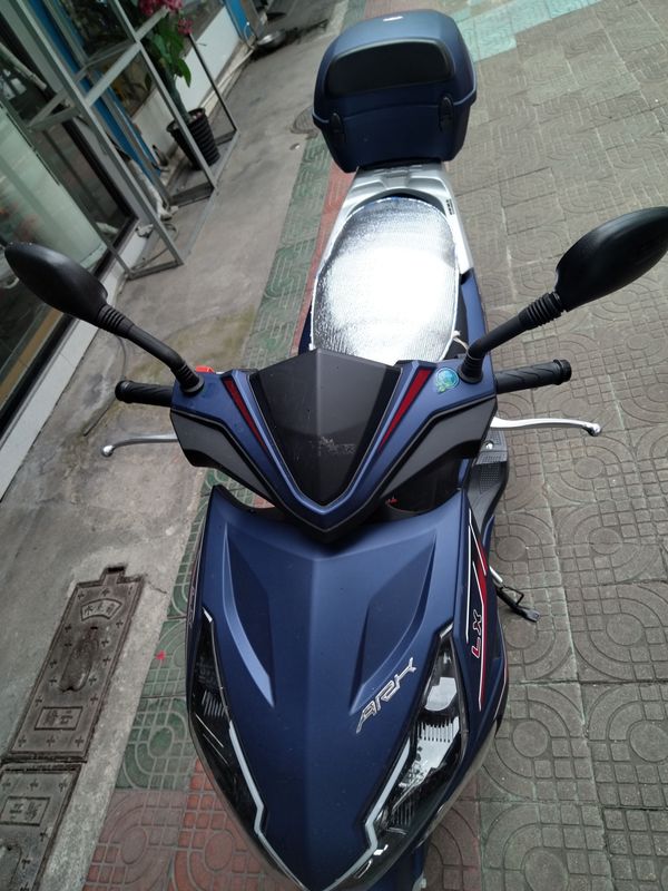 二手新本LX125