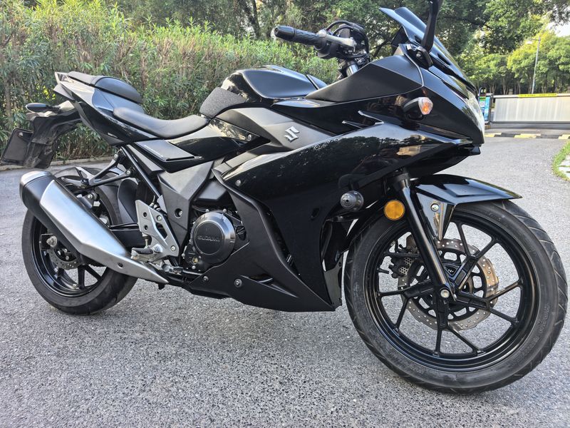 二手豪爵铃木GSX250R