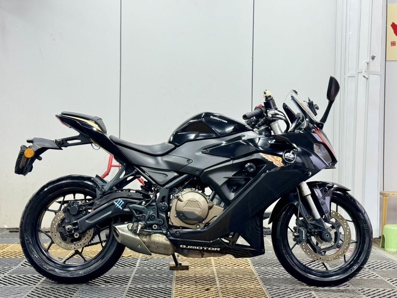 二手QJMOTOR赛250