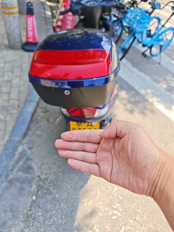 二手豪爵铃木红宝UM125T