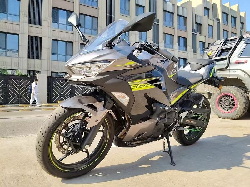 二手川崎Ninja 400