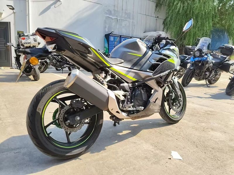 二手川崎Ninja 400