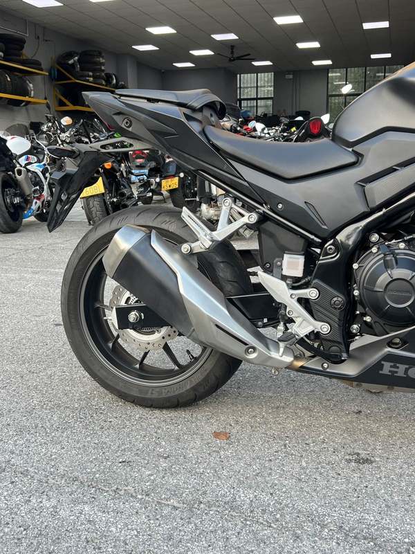 二手本田CBR400R