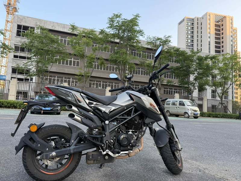 二手贝纳利小暴龙TNT125