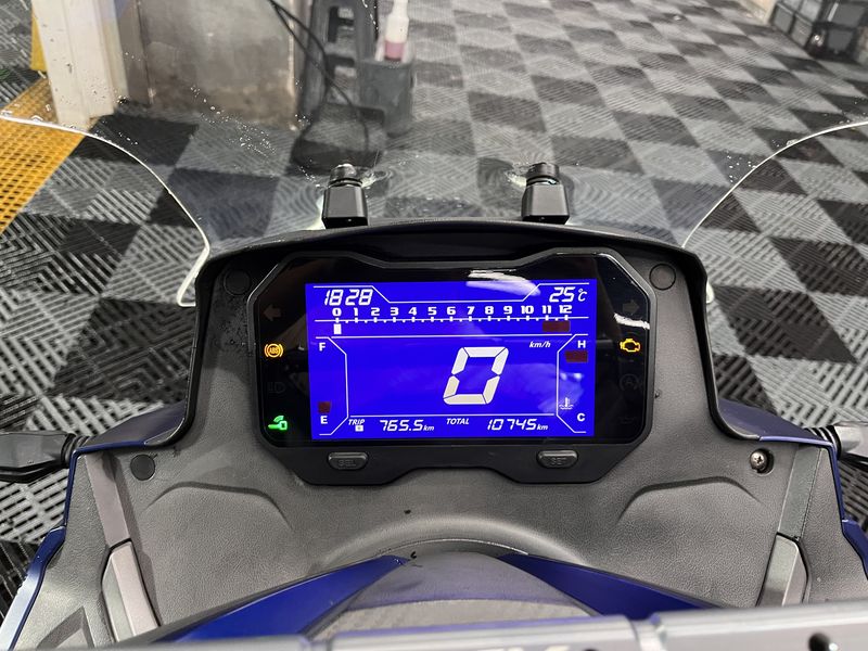 二手大阳V锐 ADV350