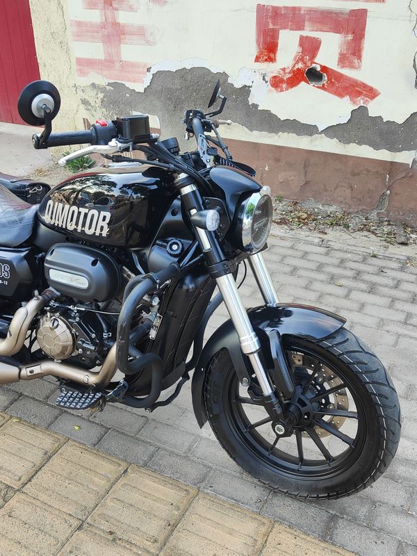 二手QJMOTOR闪300