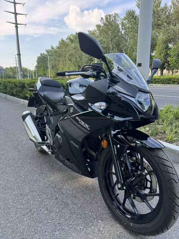 二手豪爵铃木GSX250R