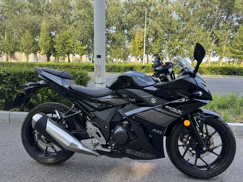 二手豪爵铃木GSX250R