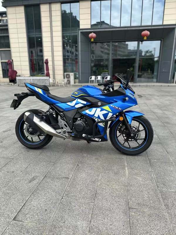 二手豪爵铃木GSX250R