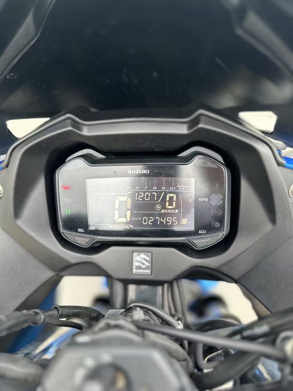 二手豪爵铃木GSX250R
