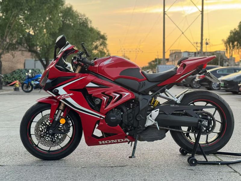 二手本田CBR650R