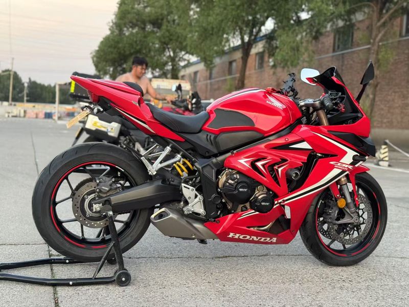 二手本田CBR650R