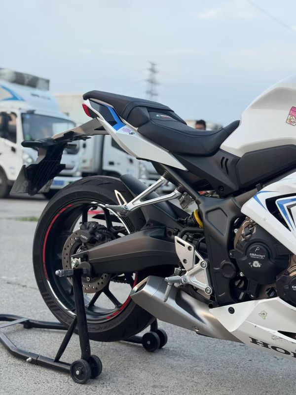 二手本田CBR650R