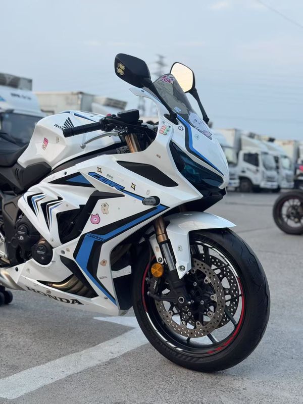 二手本田CBR650R