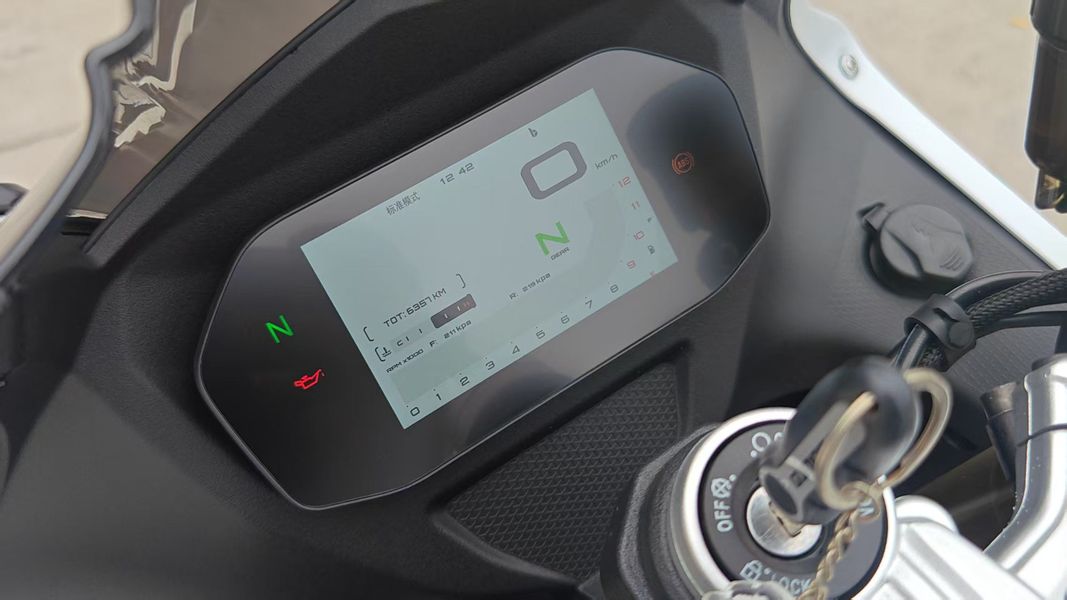 二手QJMOTOR赛800
