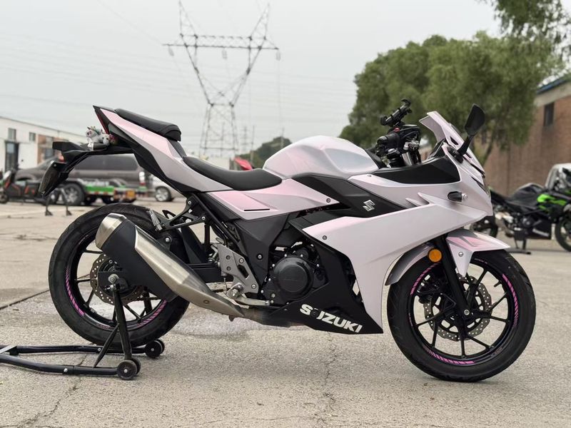 二手豪爵铃木GSX250R