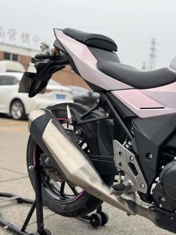 二手豪爵铃木GSX250R