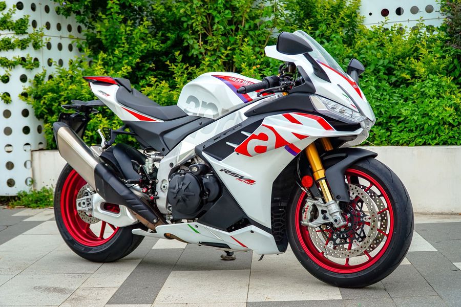 二手阿普利亚RSV4