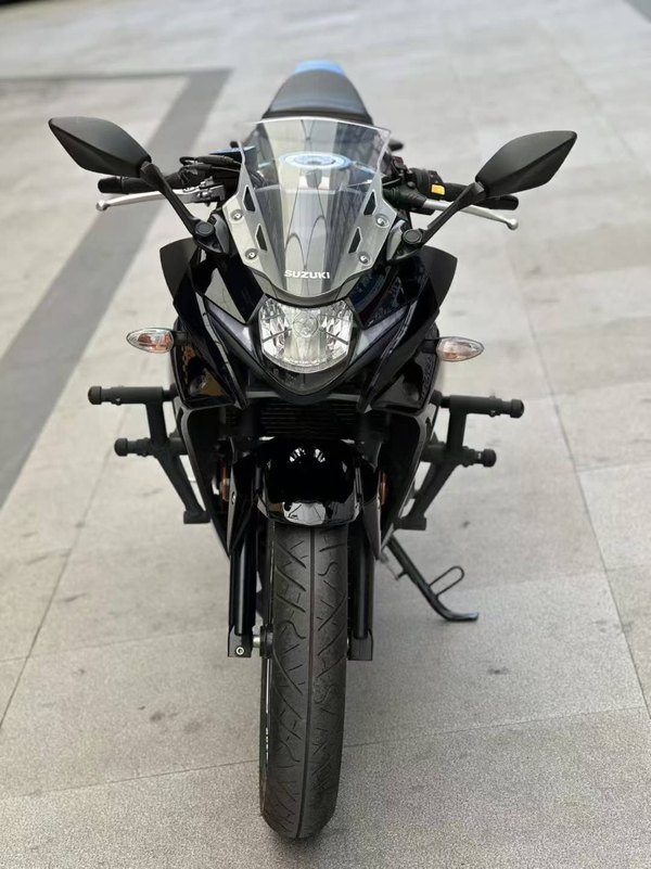 二手豪爵铃木GSX250R