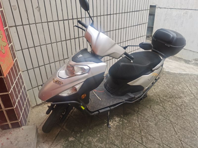 二手豪爵速道 VD125/S