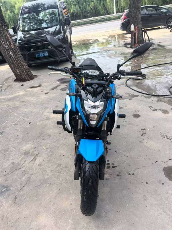 二手春风650NK