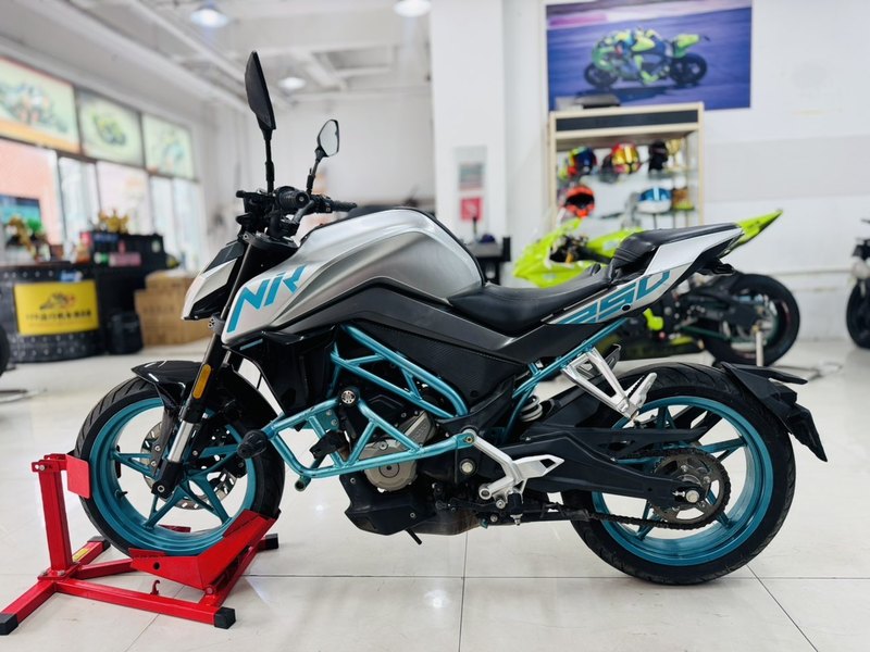 二手春风250NK