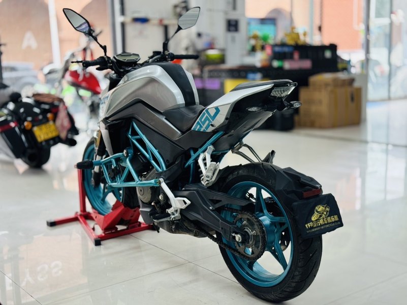 二手春风250NK