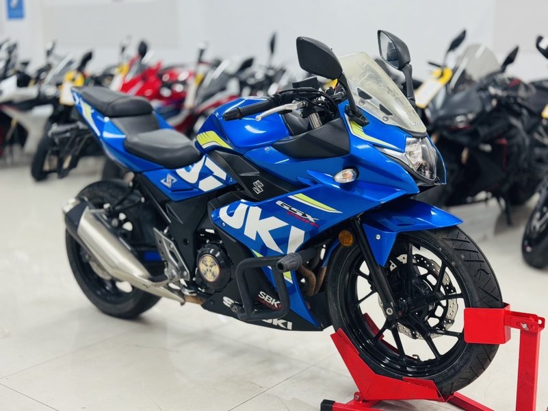 二手豪爵铃木GSX250R