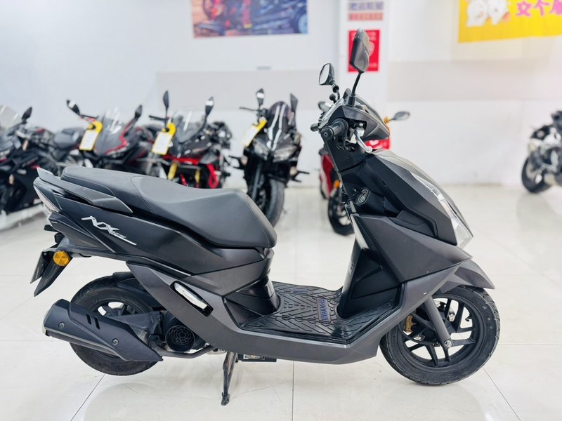 二手五羊本田NX125