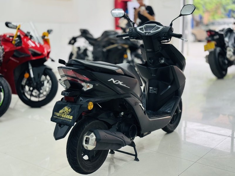 二手五羊本田NX125