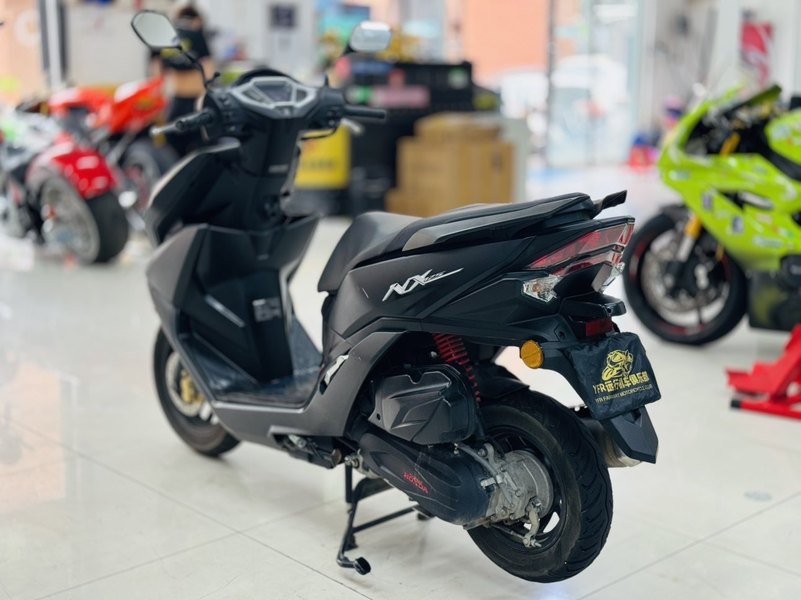 二手五羊本田NX125