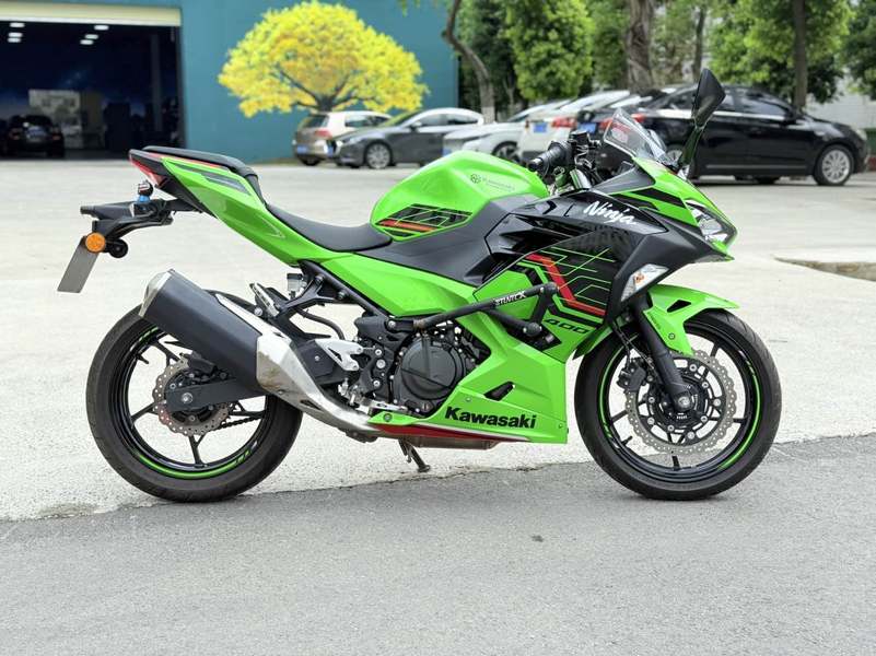 二手川崎Ninja 400