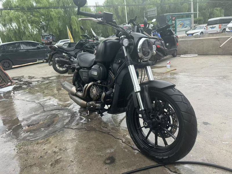 二手QJMOTOR闪300