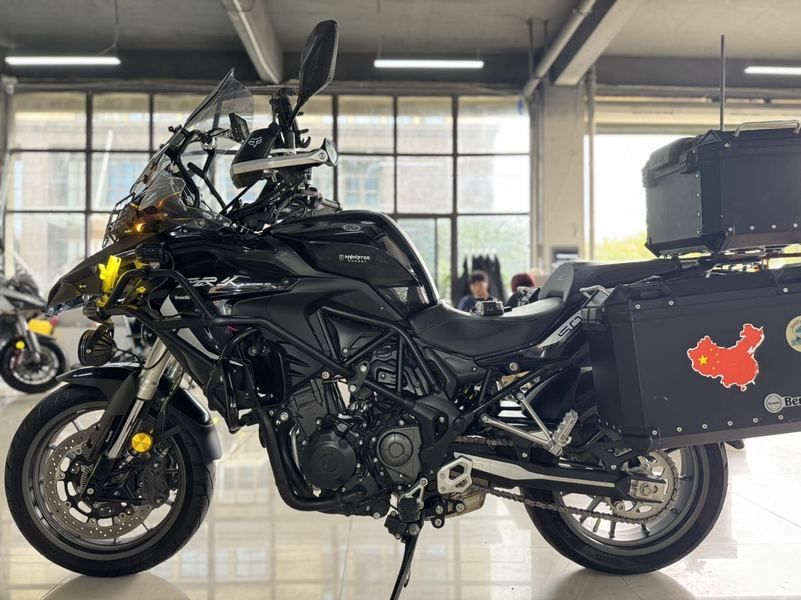 二手贝纳利金鹏 TRK502