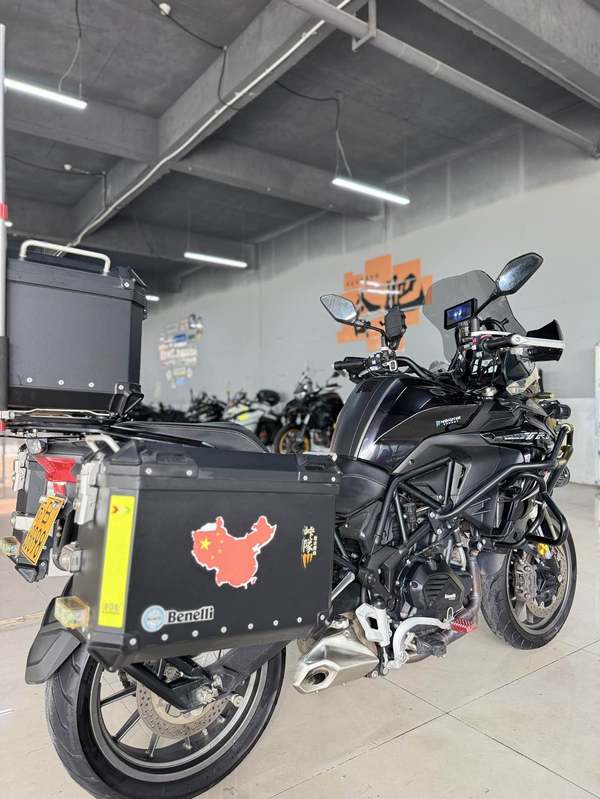 二手贝纳利金鹏 TRK502