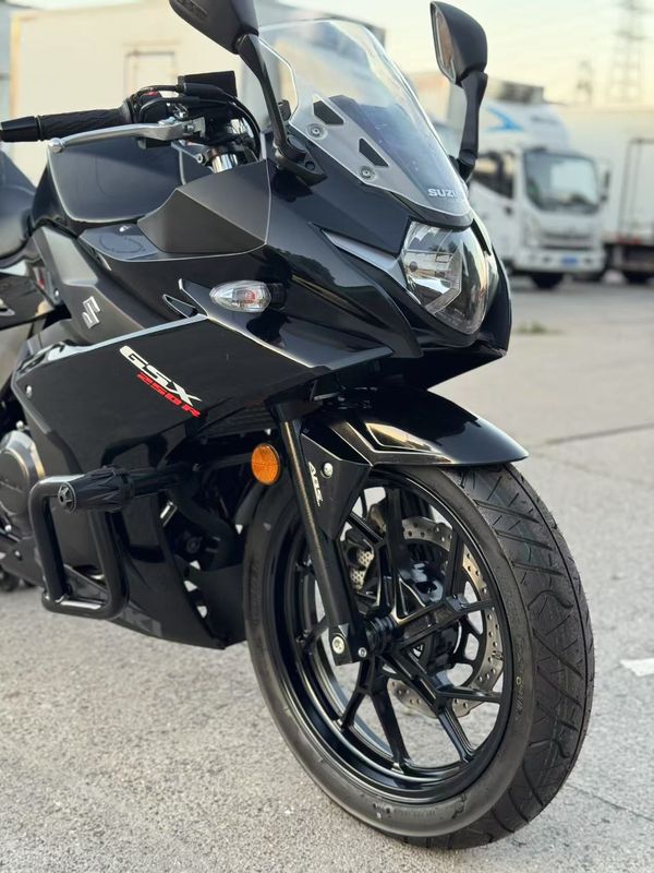 二手豪爵铃木GSX250R