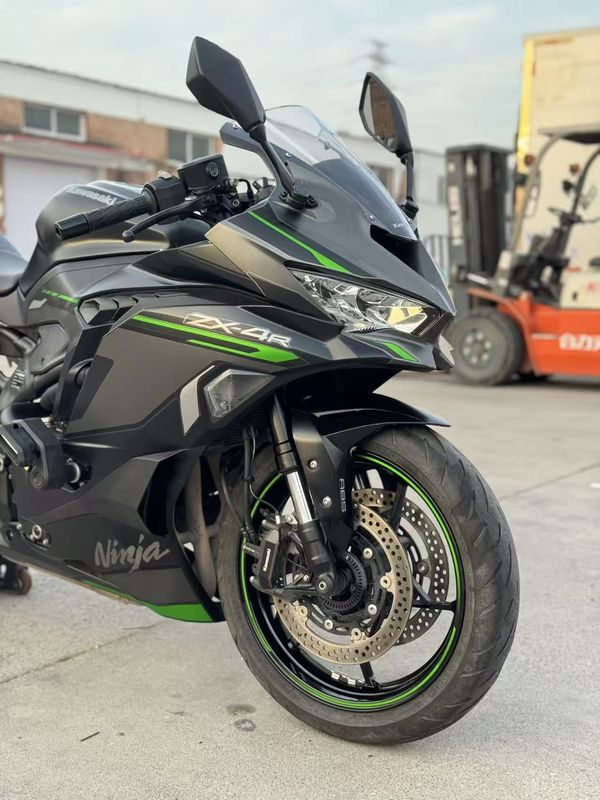 二手川崎ZX-4R