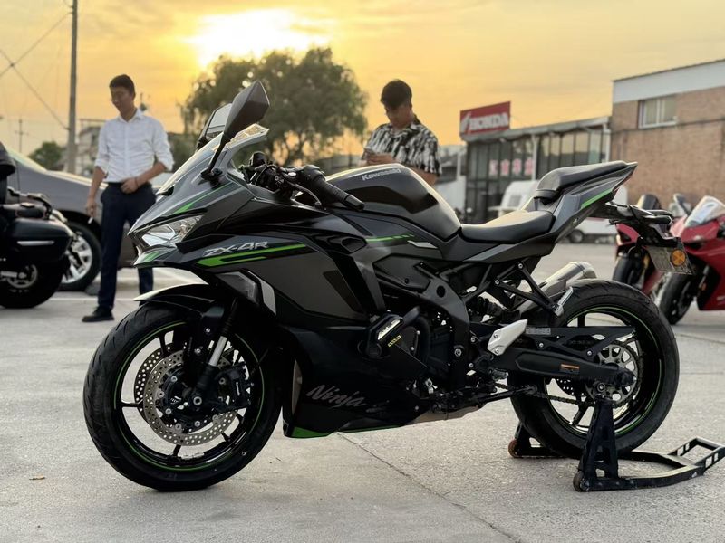 二手川崎ZX-4R