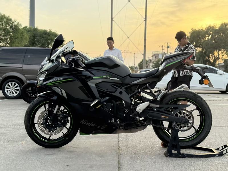二手川崎ZX-4R