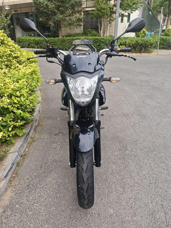 二手济南铃木极客飒 Gixxer 155 NK